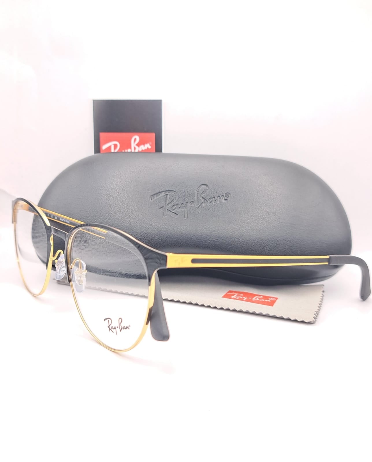 RAY BAN